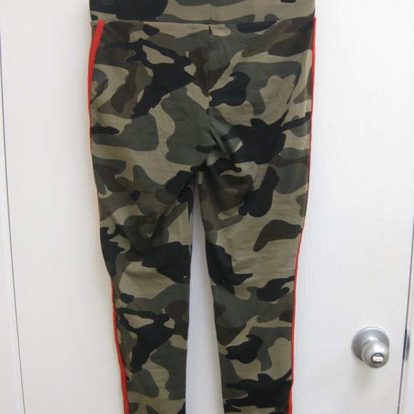NWT Guess logo striped camo leggings S small - Picture 5 of 6